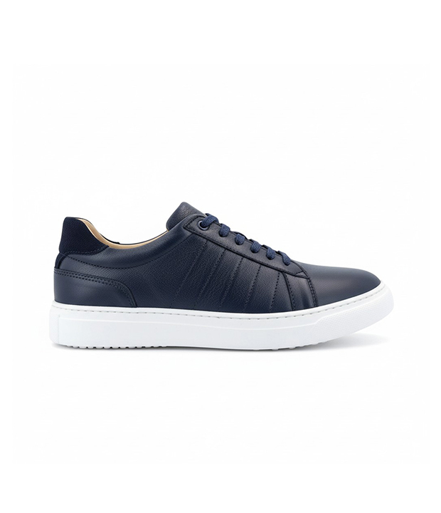 Basket en cuir bleu marine réf 110