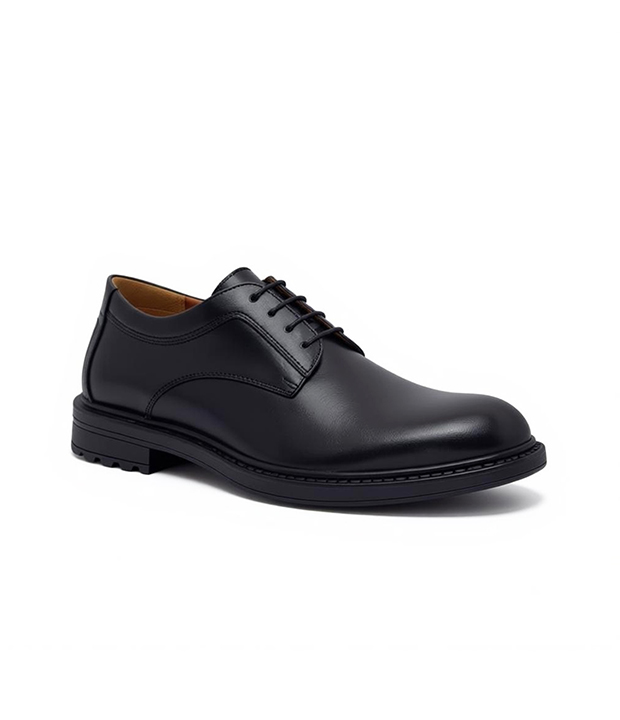 Chaussure en vrai cuir noir réf 230