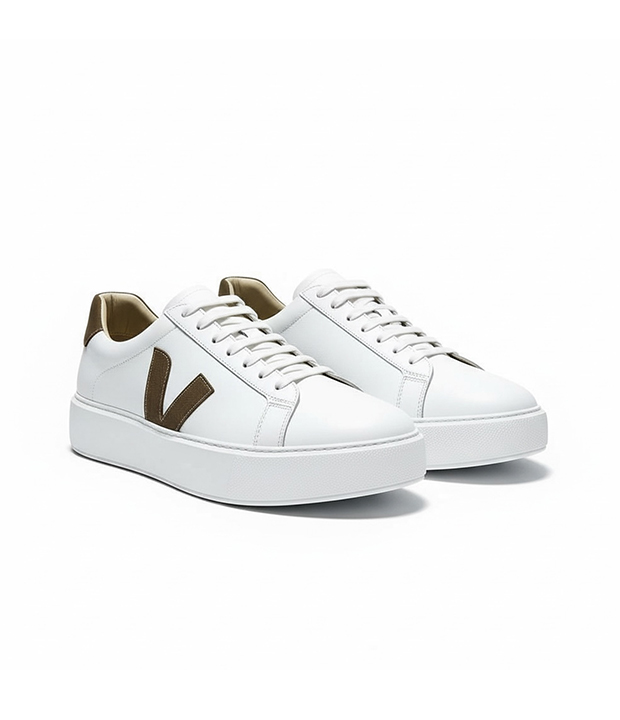 V0784 Basket en cuir blanc réf 078